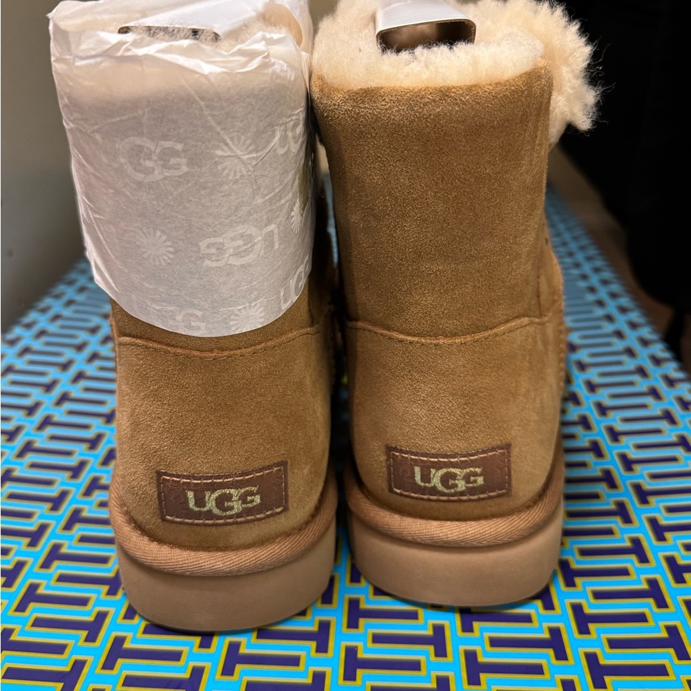 Tan Ugg Boot - image 5